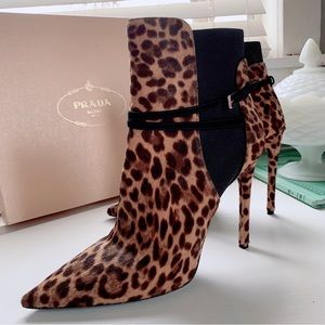 EXCELLENT CONDITION Prada Ankle Boots Women Size 40
